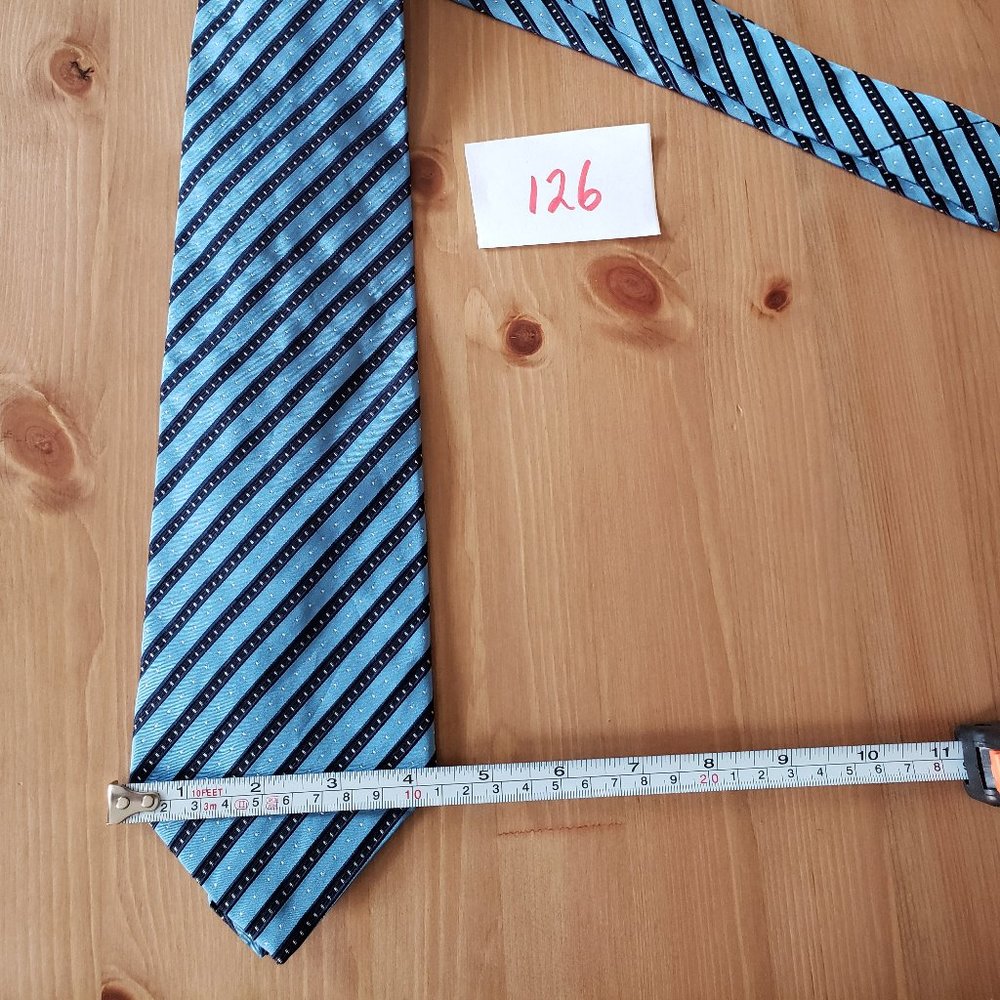 Barbara Blank tie - Blue - vintage style - NWOT